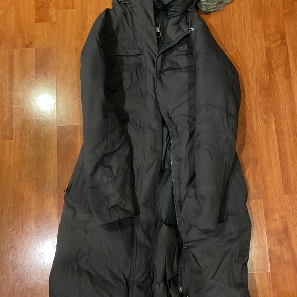 The North Face Women's Hyvent Waterproof Down Coat - Picture 2 of 6